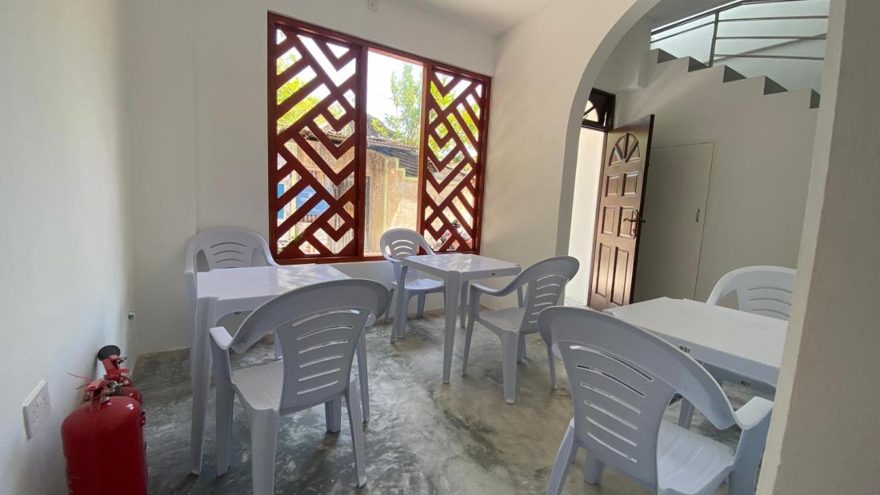 Raalhu Dhangethi Bed & Breakfast Exterior photo